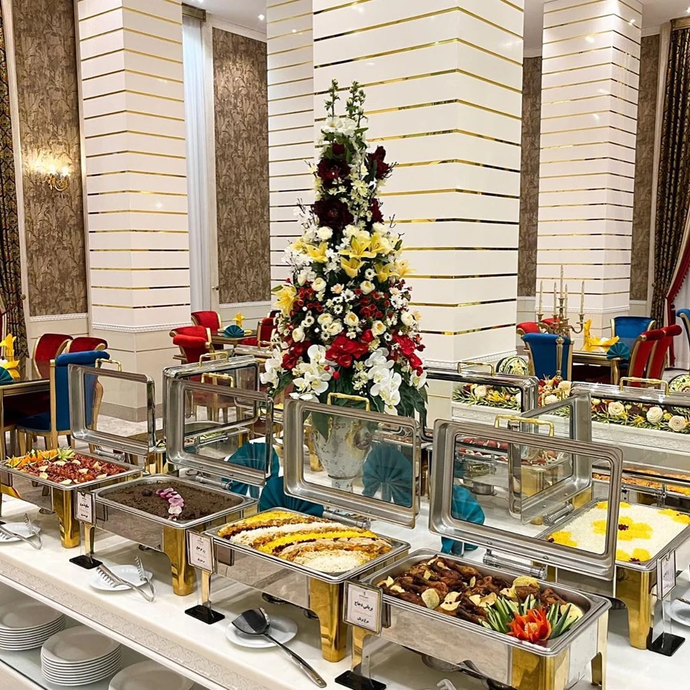 How to Use the Chafing Dish for Zone Heating in Buffets